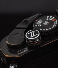 Load image into Gallery viewer, Silver Z Soft Release Button