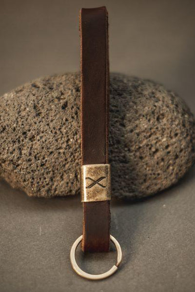 dark-brown-leather-x-keychain-